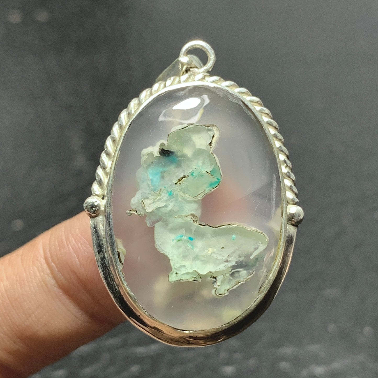 925 Sterling Silver Chrysocolla Chalcedony Pendant 37x26x6mm High Quality 42 ct