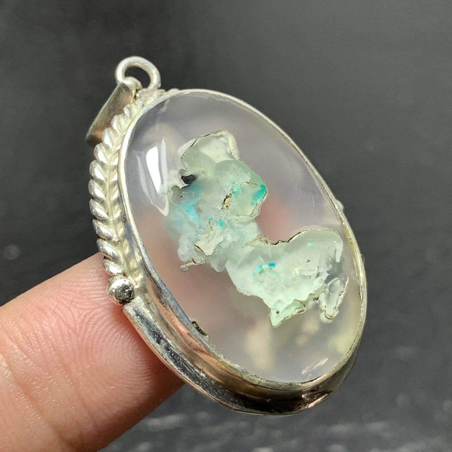 925 Sterling Silver Chrysocolla Chalcedony Pendant 37x26x6mm High Quality 42 ct