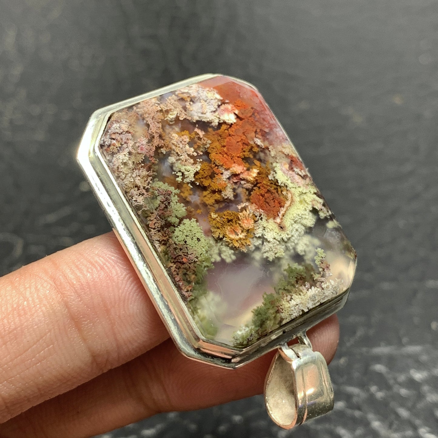 925 Sterling Silver Scenic Moss Agate Pendant 38x28x5mm High Quality 66.5 ct