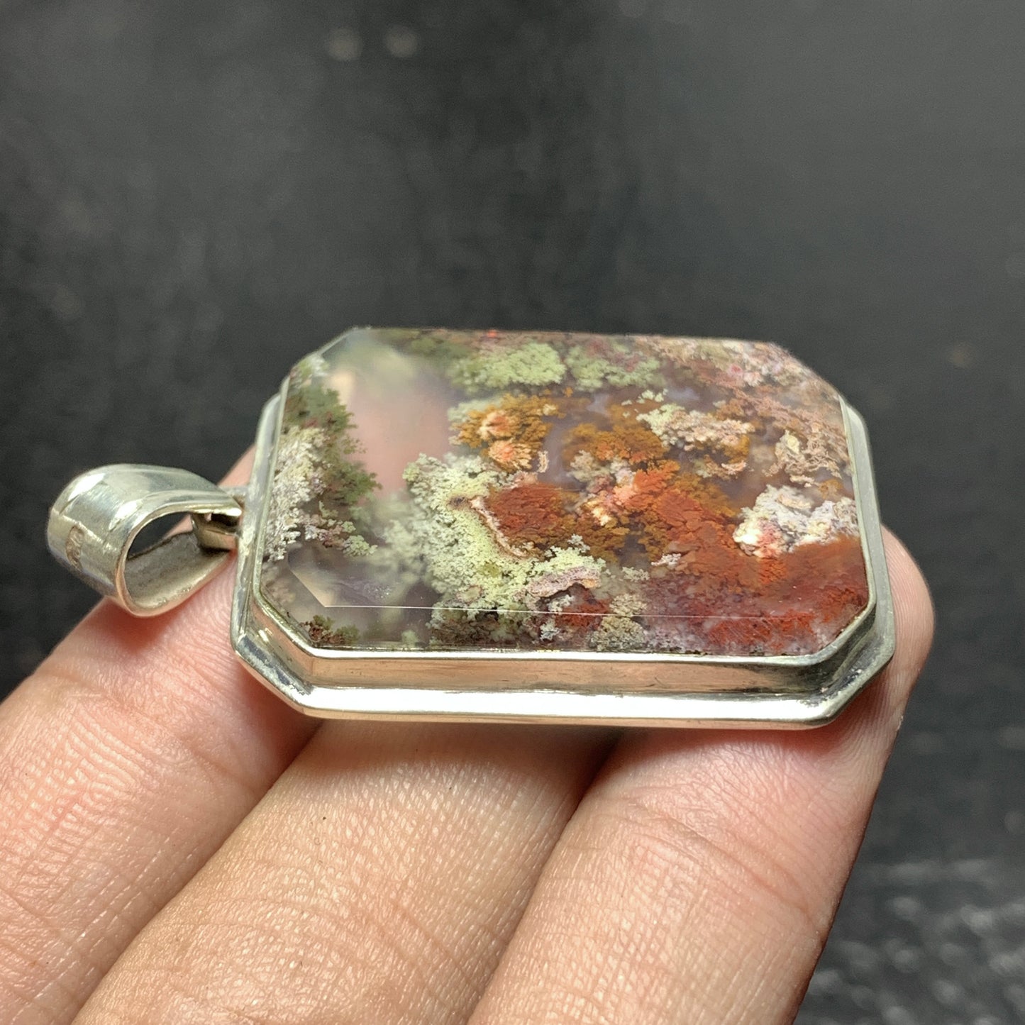 925 Sterling Silver Scenic Moss Agate Pendant 38x28x5mm High Quality 66.5 ct