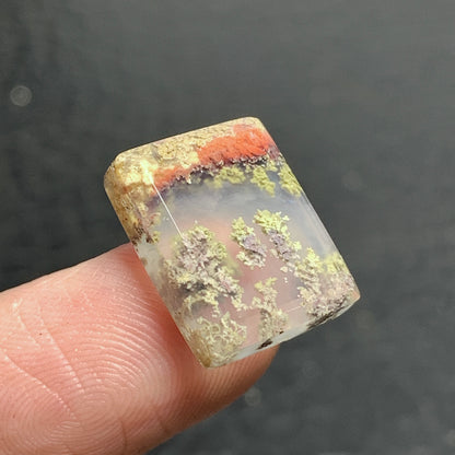 Tiny Scenic Moss Agate Cabochon 15x12.5x4mm High Quality 9 ct