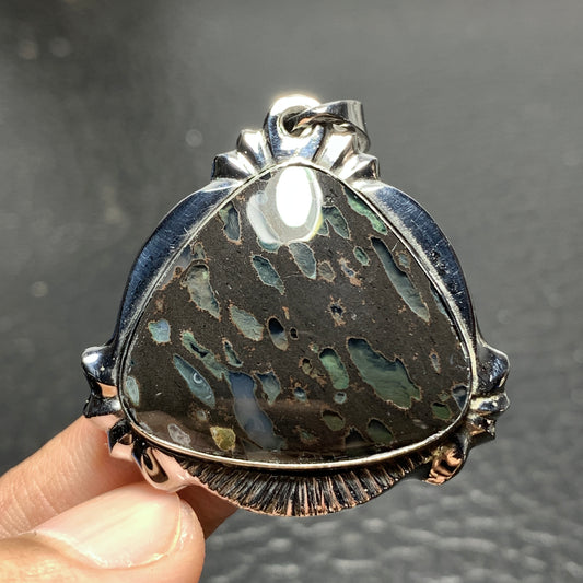 Amygdaloidal Agate Pendant 37.5x37x6mm High Quality 60.5 ct