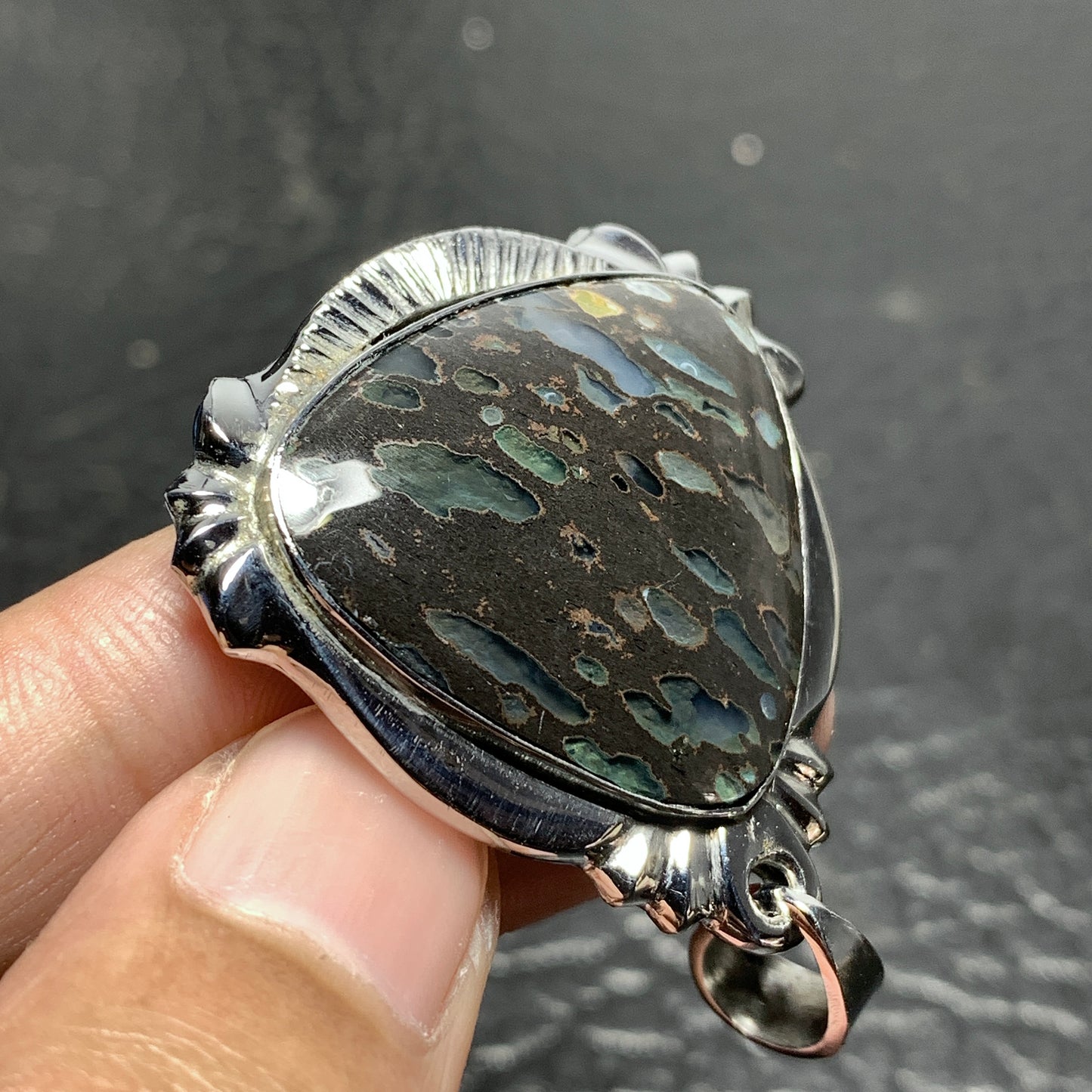 Amygdaloidal Agate Pendant 37.5x37x6mm High Quality 60.5 ct