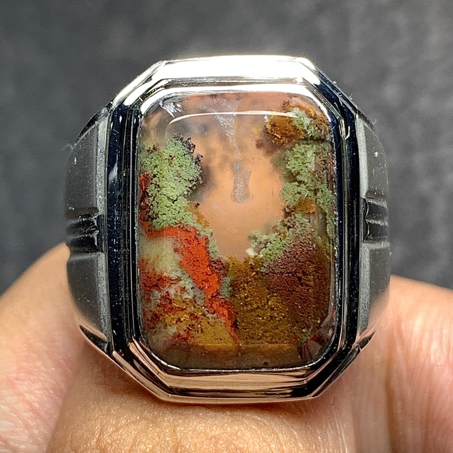 Scenic Moss Agate Ring 15x11x6.5mm, 8.75 USA/Canada 66 ct